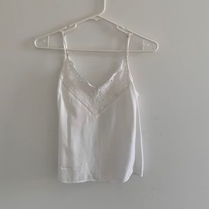 Loose white spaghetti strap shirt with beautiful V-neck from H&M size 0